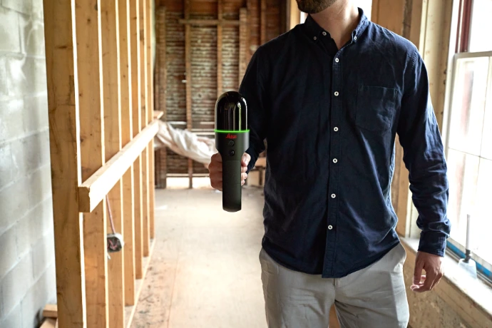 Relever votre environnement en vous déplaçant avec le Leica BLK2GO